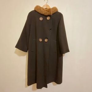 Vintage Fur Collar Coat. Size 4/6